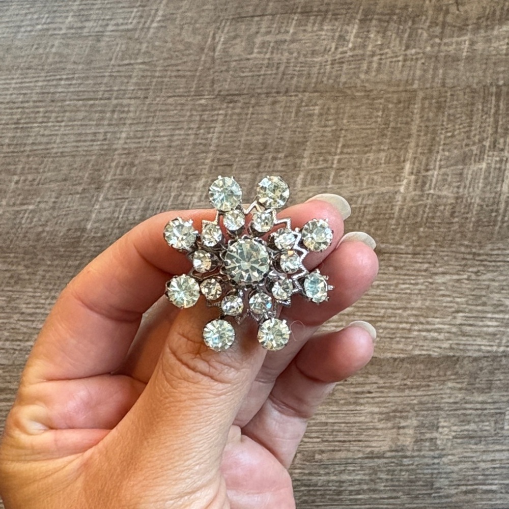Vintage Coro 1950's Snowflake Starburst Clear Rhinestone Brooch Signed